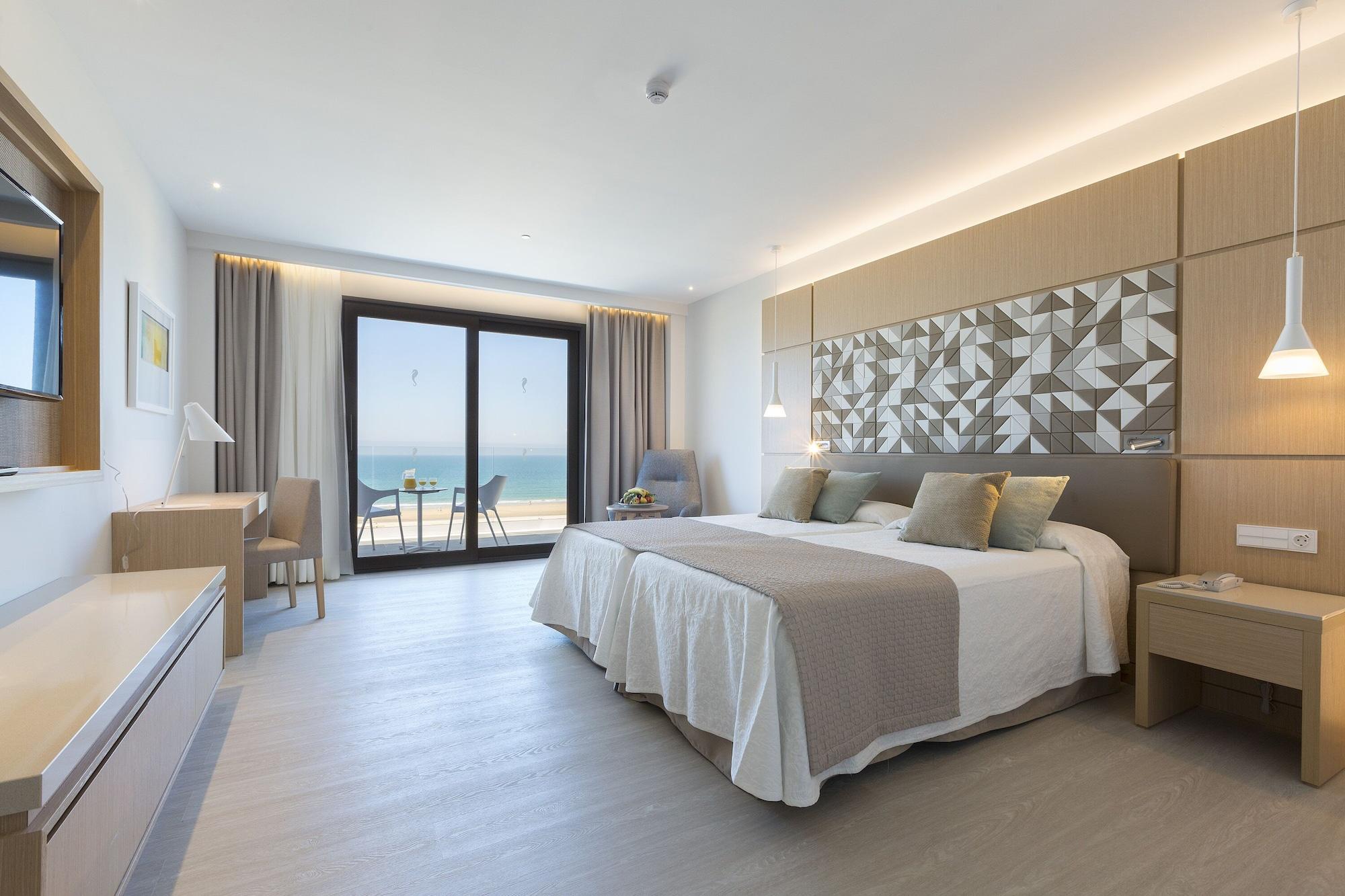 Hipotels Barrosa Park (Adults Only) شيكلانا دي لا فرونتيرا المظهر الخارجي الصورة
