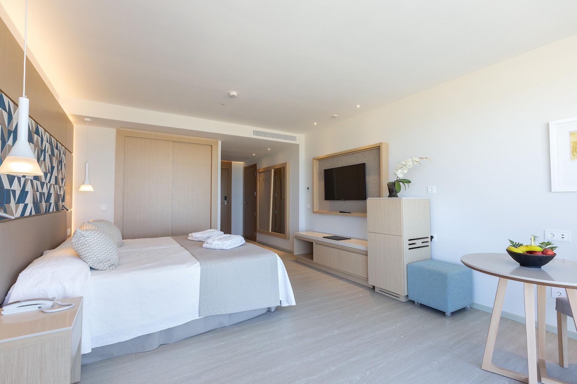 Hipotels Barrosa Park (Adults Only) شيكلانا دي لا فرونتيرا المظهر الخارجي الصورة